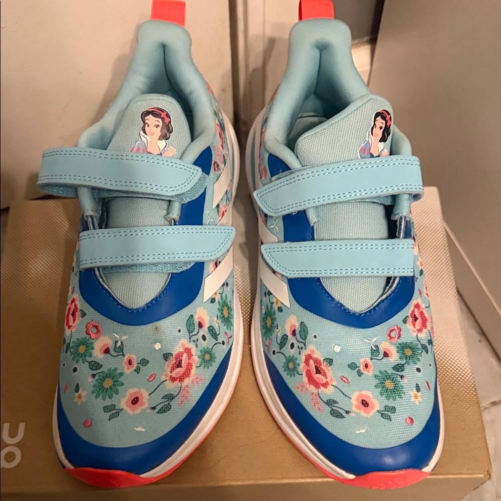adidas Kids Light Blue Floral Sneakers with Character Detail